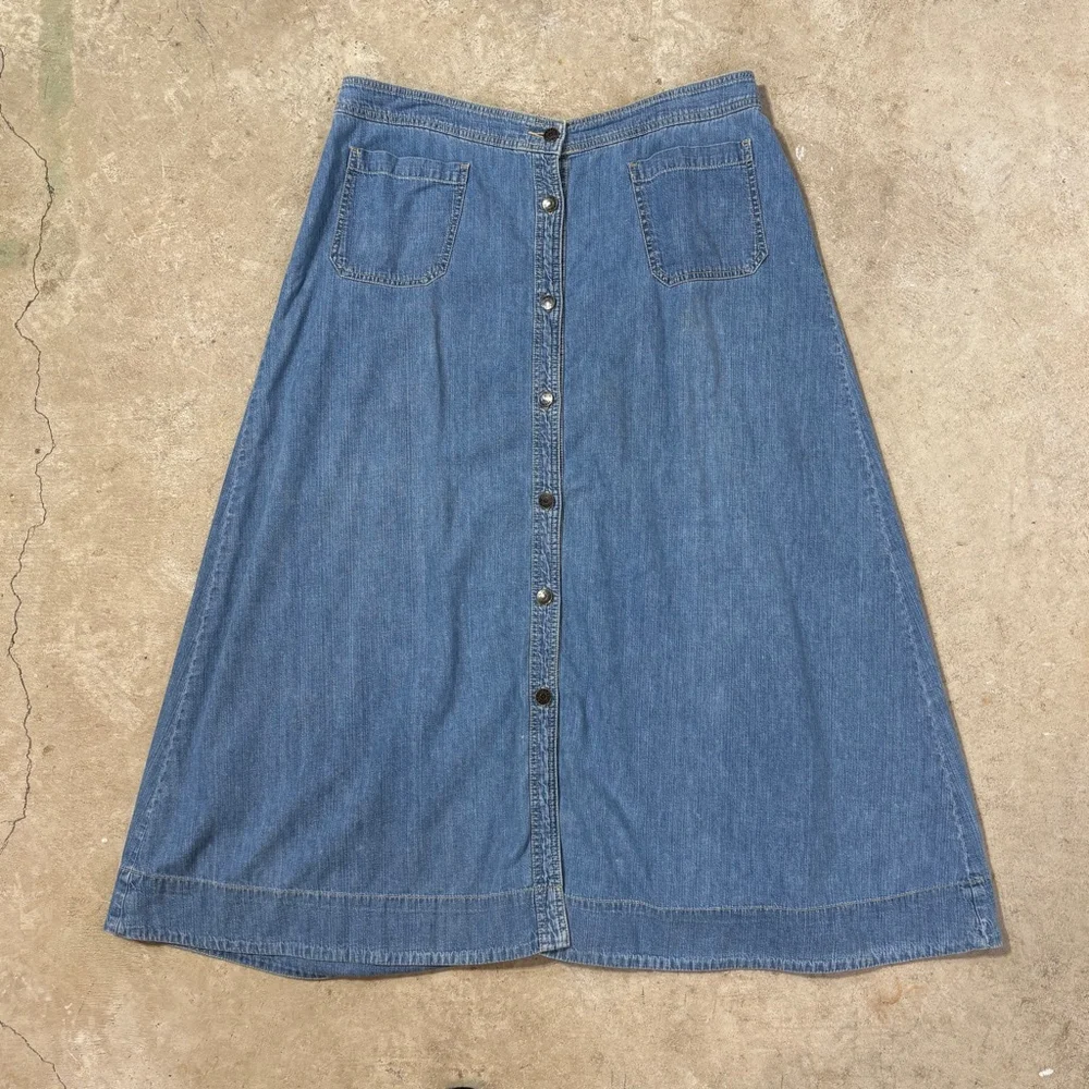 CHAPS Denim Button Down Maxi Blue Skirt Women’s Size 14 Front Pockets Modest